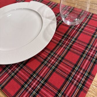 Set di tovagliette americane antimacchia/Tovagliette Natale/Tavola di  Natale/Tovaglietta rossa/Tovaglietta tartan -  Italia